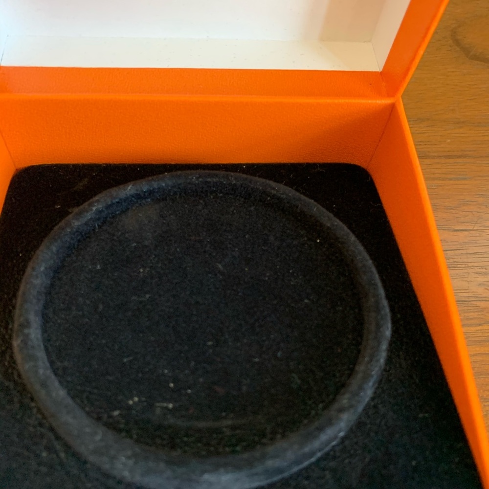 HERMES boxes, ribbons, receipt holder, & gift bag - Picture 10 of 13